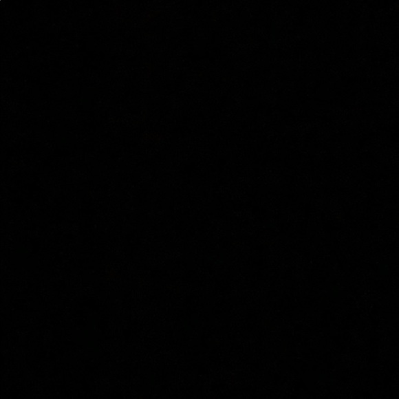 Meet your Posher, Sarah - Picture 1 of 1